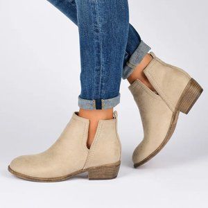 Journee Collection Rimi Split Side Booties